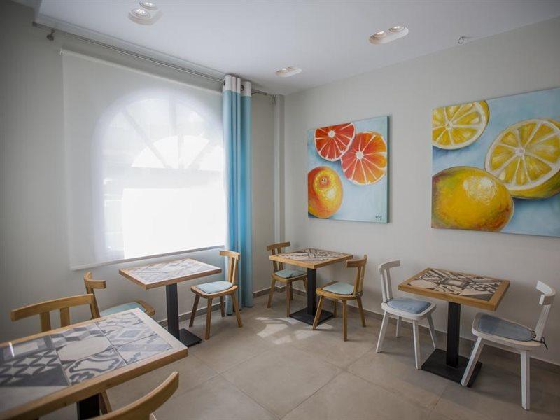 Preka Maria Aparthotel Kamári Buitenkant foto