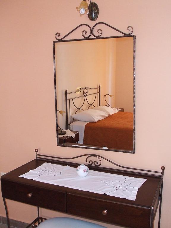 Preka Maria Aparthotel Kamári Kamer foto