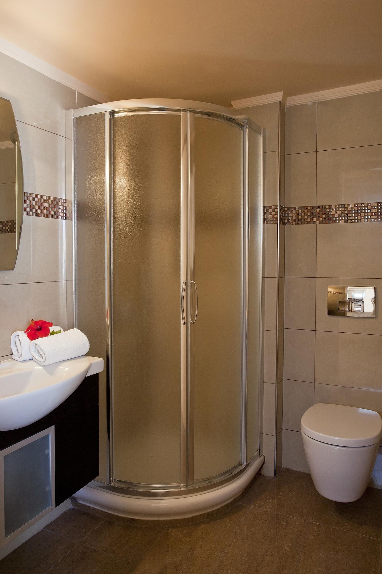 Preka Maria Aparthotel Kamári Buitenkant foto