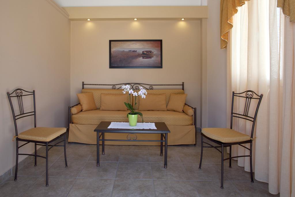 Preka Maria Aparthotel Kamári Buitenkant foto