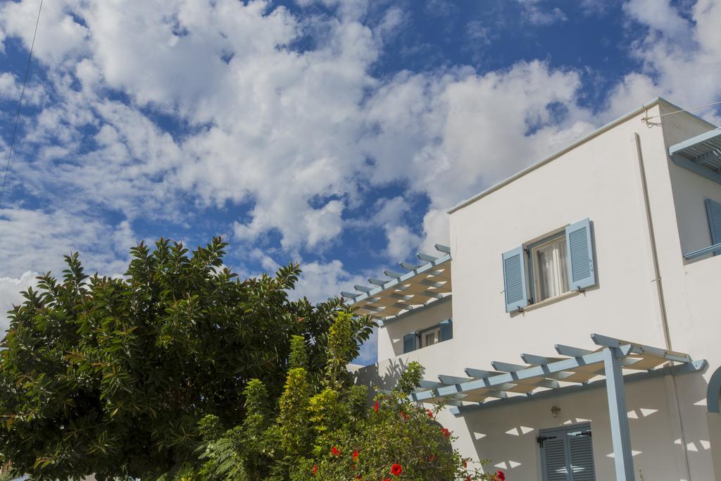 Preka Maria Aparthotel Kamári Buitenkant foto