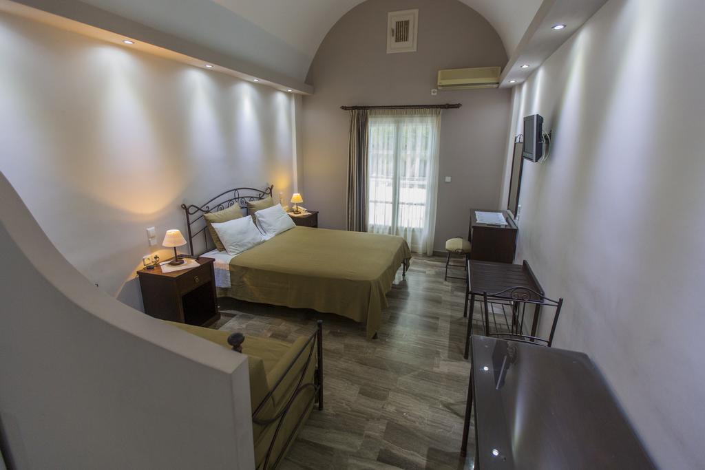 Preka Maria Aparthotel Kamári Buitenkant foto