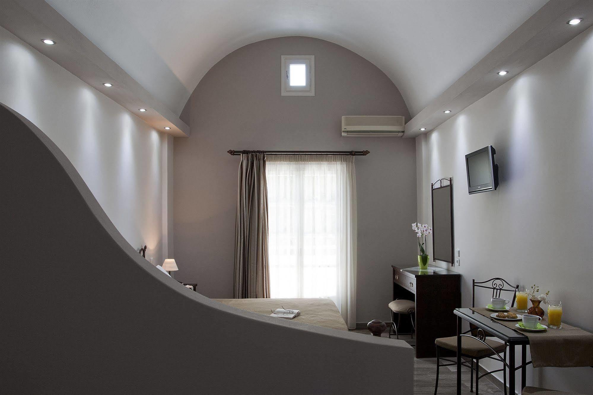 Preka Maria Aparthotel Kamári Buitenkant foto